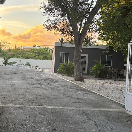 Advantage Apartments Curacao يلمستاد المظهر الخارجي الصورة